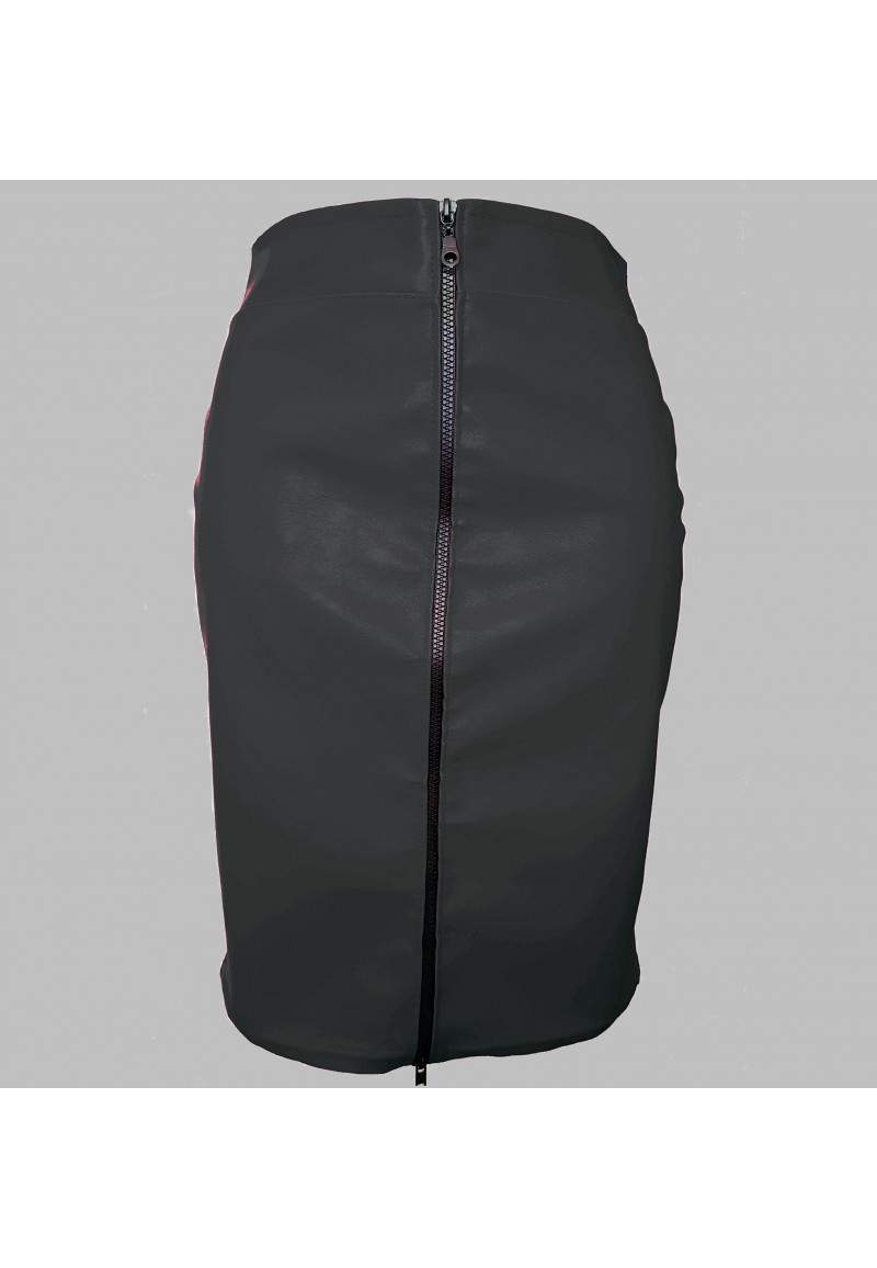 Black faux leather skirt 2 double zipper produced in Germany -