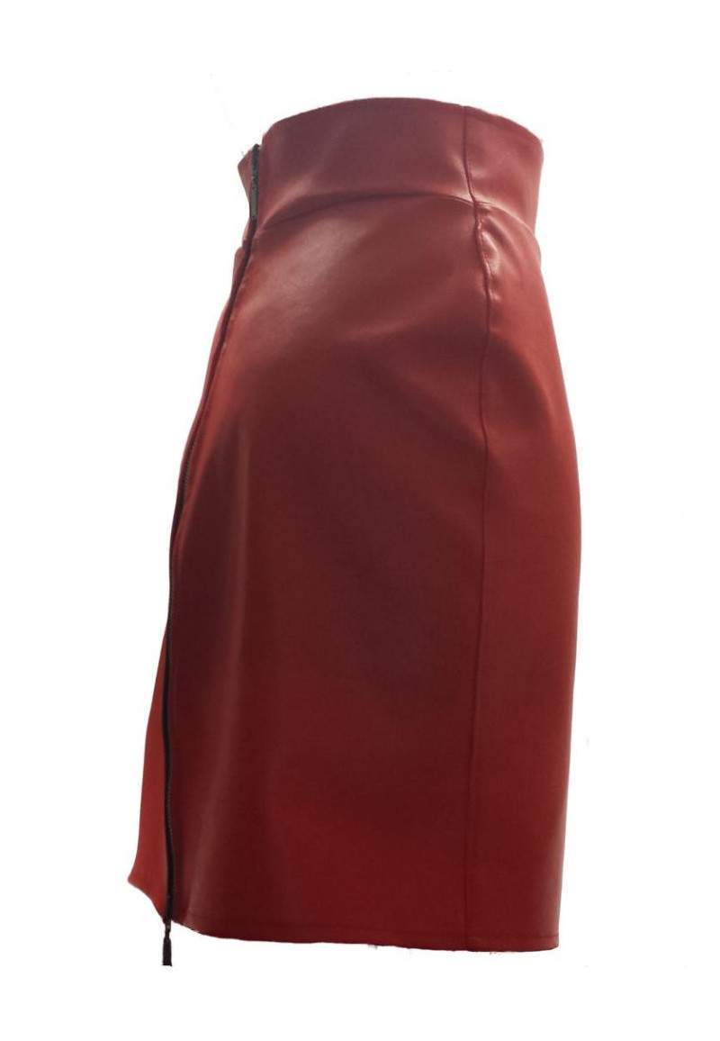 Red faux leather skirt produced in Germany -