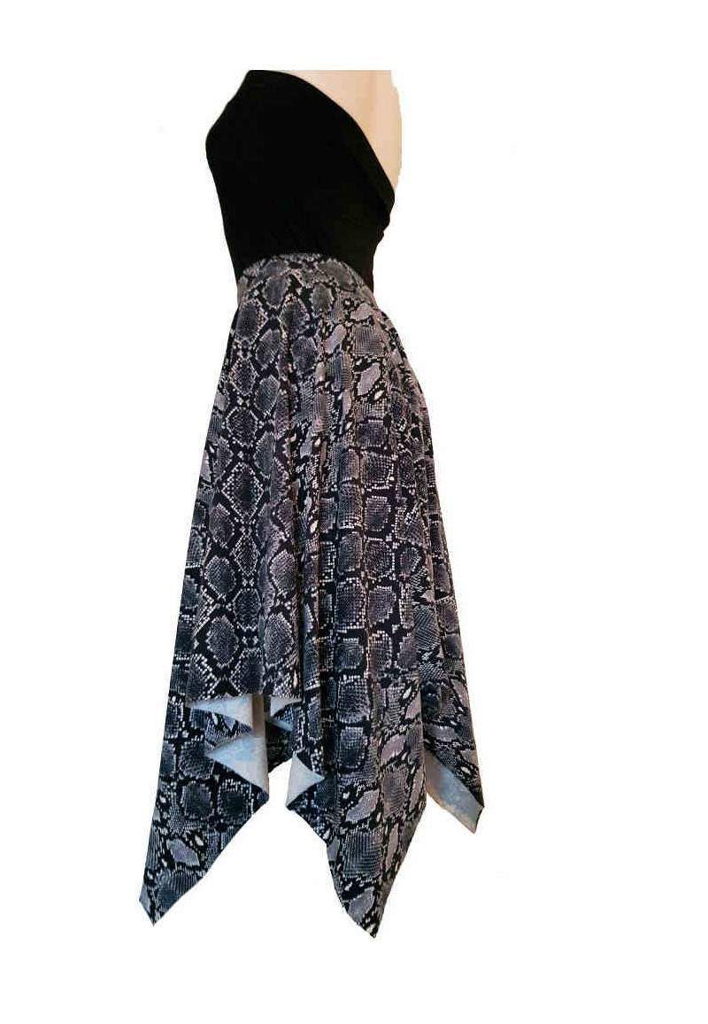 Zipfelrock Snake A-line circle skirt made in Germany -